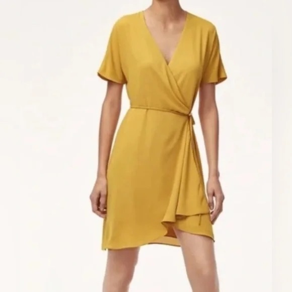 Aritzia Babaton Wallace chartreuse yellow dress XS - Picture 3 of 13